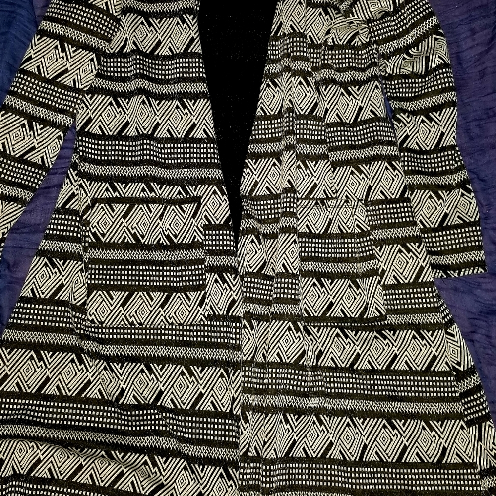 Lularoe sarah med unicorn cardigan